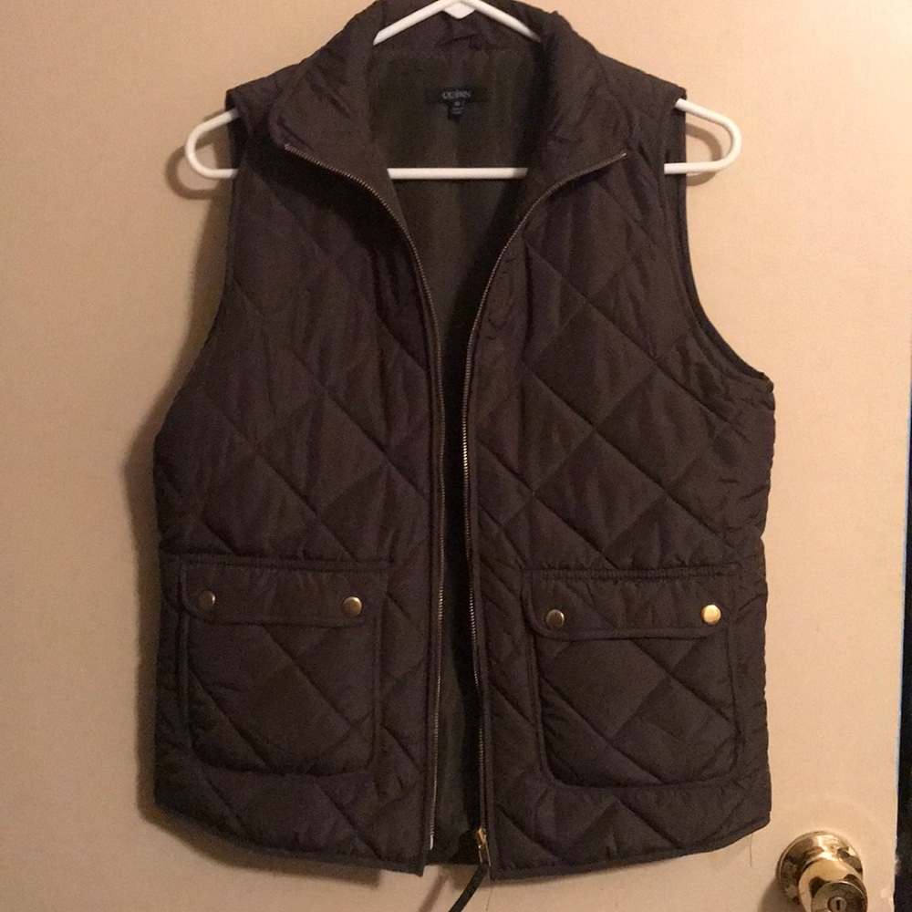 Quinn Vest